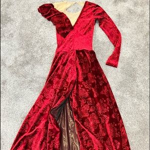 Elegant Red Velvet Kids Dance Costume